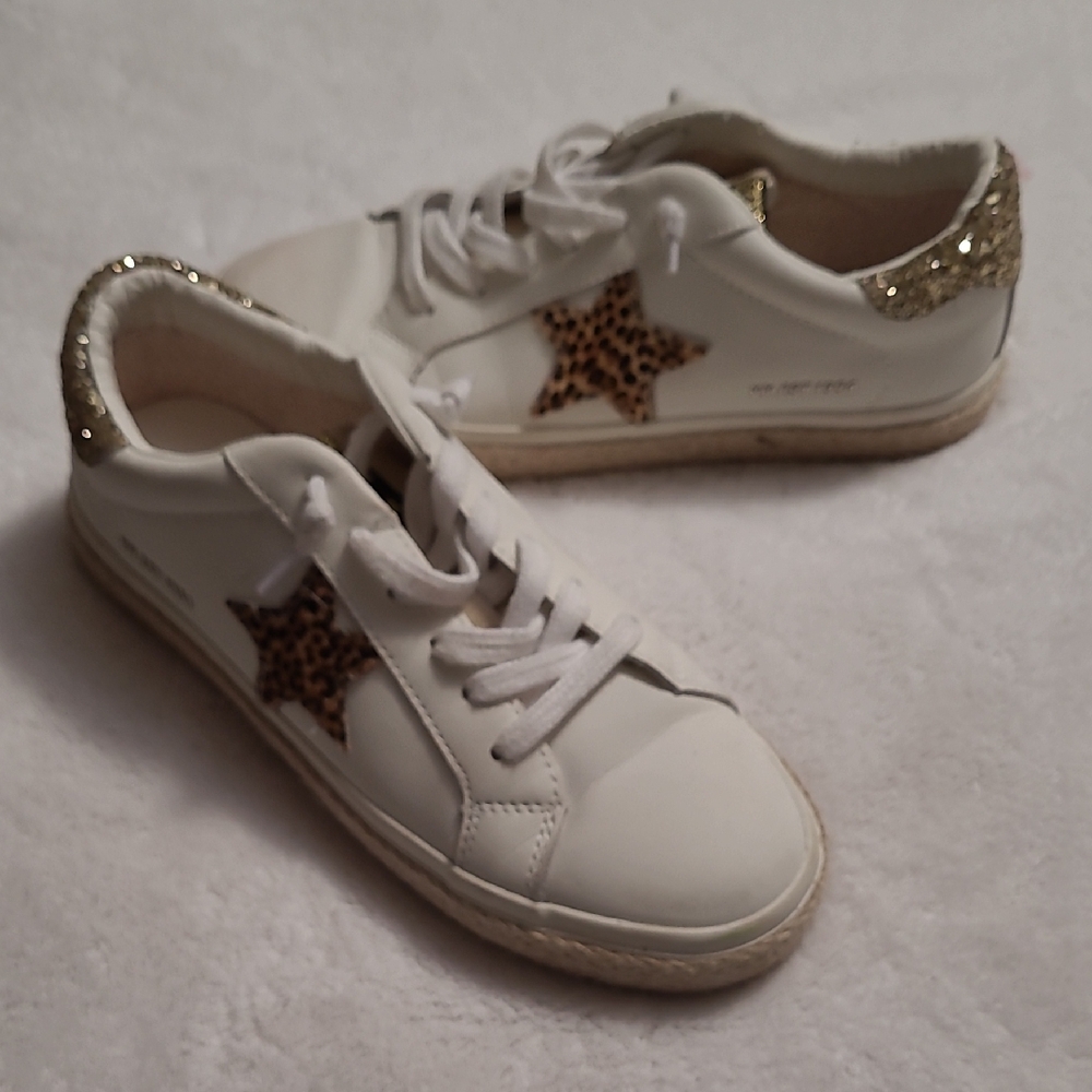 Vintage Havana White and Gold Sneakers